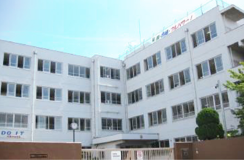 高槻市立川西中学校